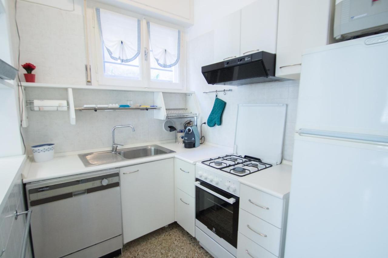 Grande Bilocale Con Giardino E Posto Auto Privato Comodo Al Mare Varazze Exteriör bild