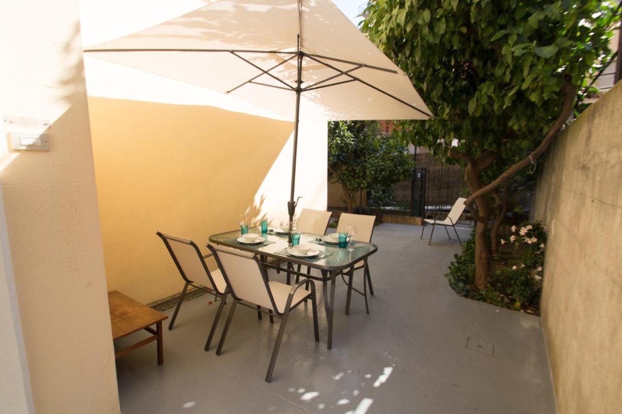 Grande Bilocale Con Giardino E Posto Auto Privato Comodo Al Mare Varazze Exteriör bild